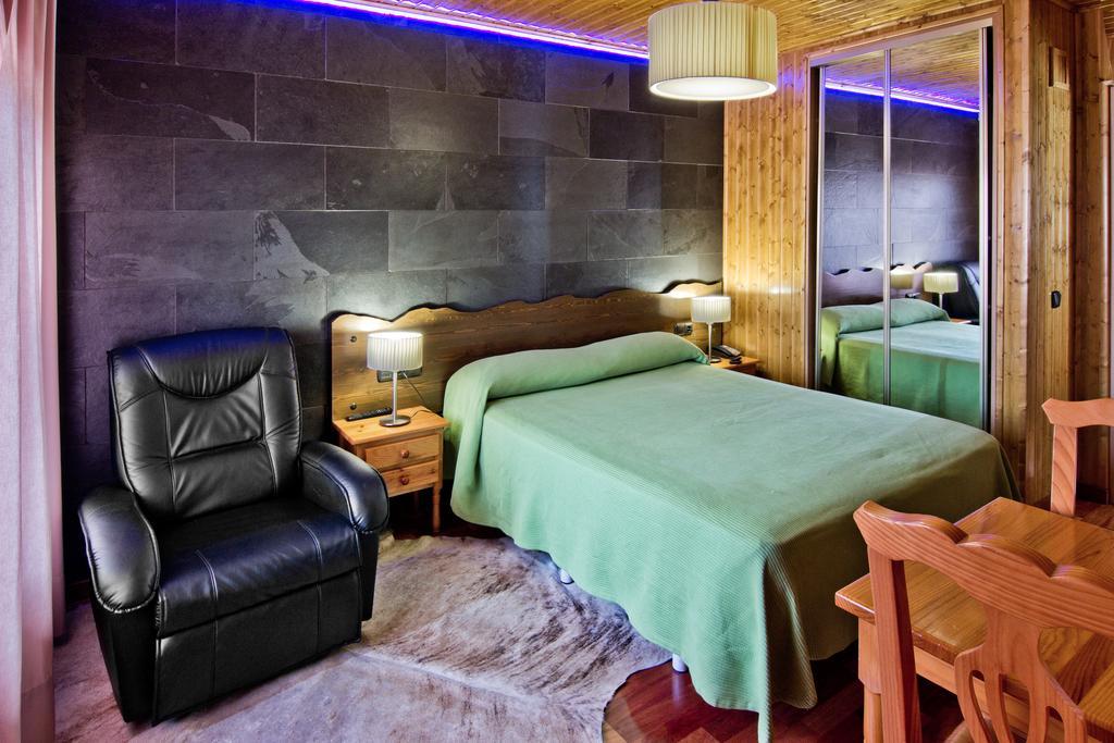 Hotel Dona Blanca Albarracín Pokoj fotografie