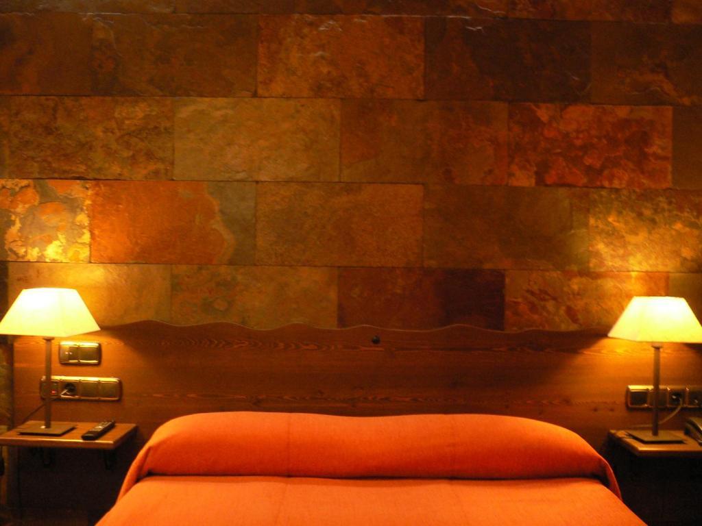 Hotel Dona Blanca Albarracín Pokoj fotografie
