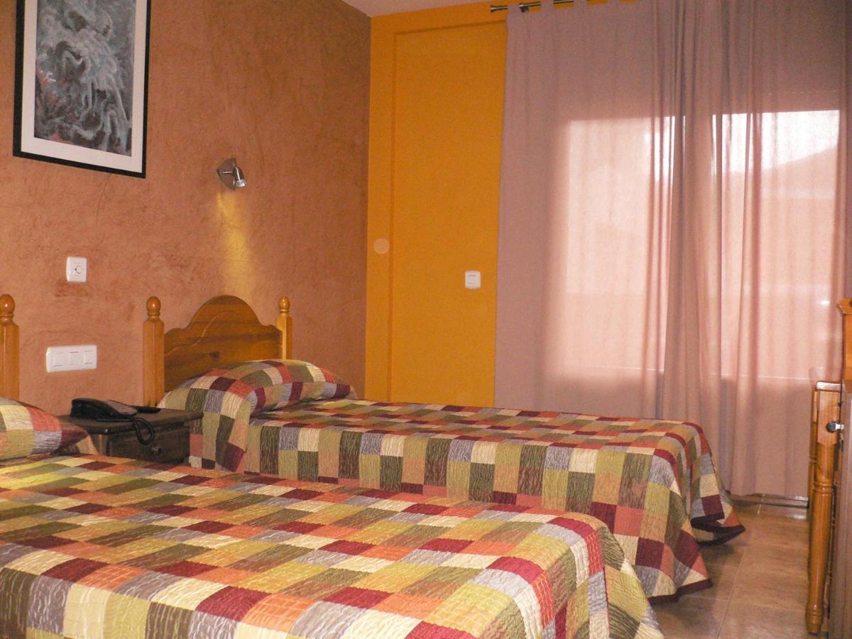 Hotel Dona Blanca Albarracín Pokoj fotografie