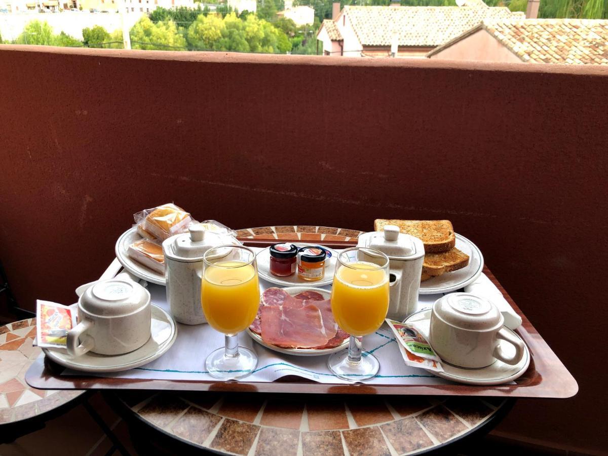 Hotel Dona Blanca Albarracín Exteriér fotografie